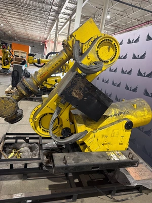 USED 2020 FANUC R-2000iB/200R + R-30iB