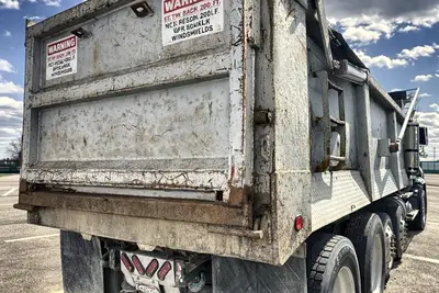 Used 1999 MACK CL713 Dump trucks Ohio US | Proxy Equipment #1383068