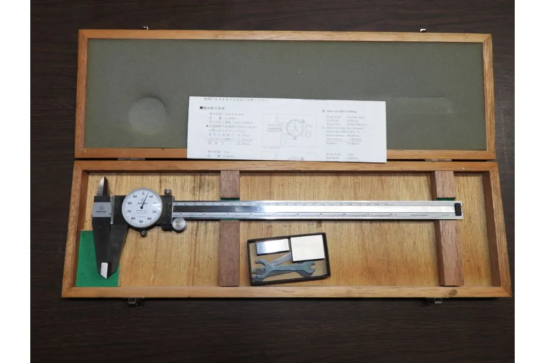 Used _UNKNOWN_ _UNKNOWN_ Dial Calipers Ohio US | Thompson Auctioneers #1370714