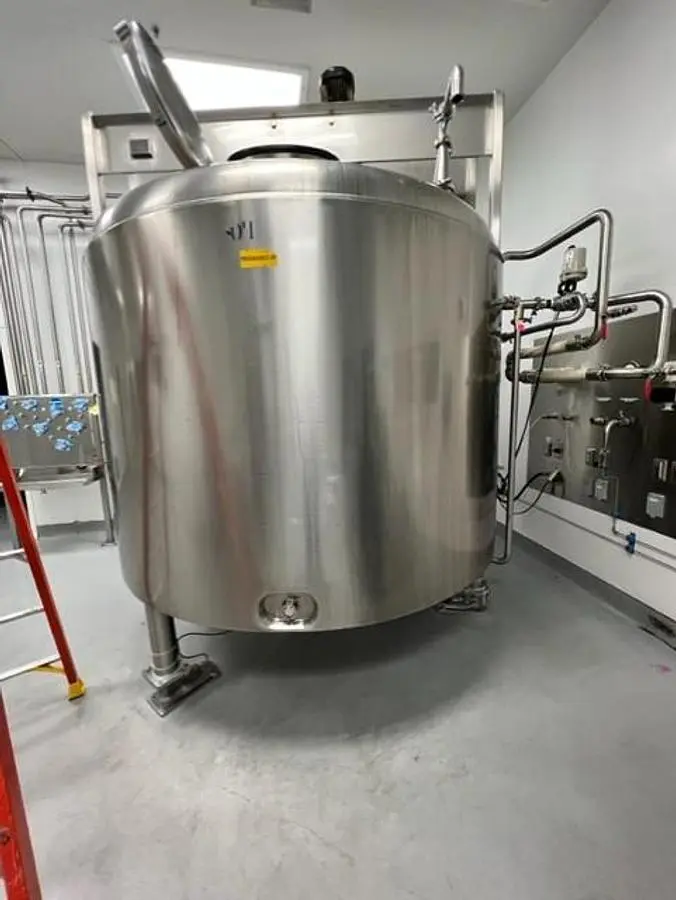USED JACKETED  MIXING 1600  GALLON