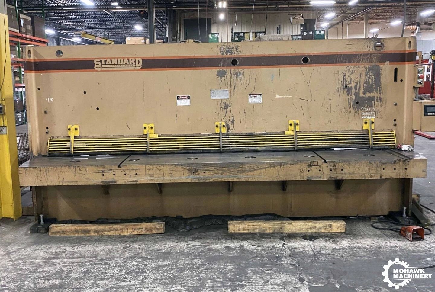 12' x 1/4" STANDARD-INDUSTRIAL "AS250-12" HYDRAULIC POWER SQUARING SHEAR w/36” FRONT OPERATED POWER BACK GAUGE - ADJUSTABLE STROKE - FLOOR MOUNTED