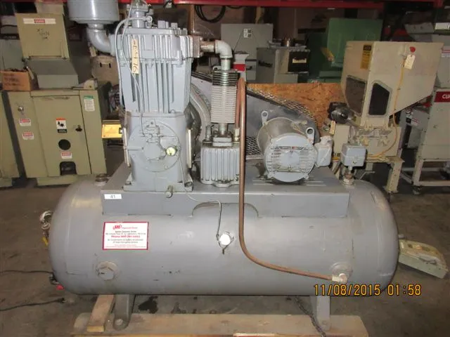 Used 1991 INGERSOLL-RAND T3010120H Tank Mounted Air Compressors Massachusetts US | Hunter Plastics #789097