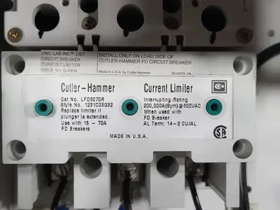 Used EATON SVX004A1-5A4N1 Switchgears British Columbia CA | Lenmark #240405