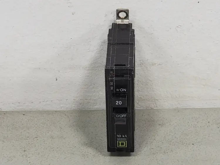 Used SQUARE D QOB120 Switchgears British Columbia CA | Lenmark #240891