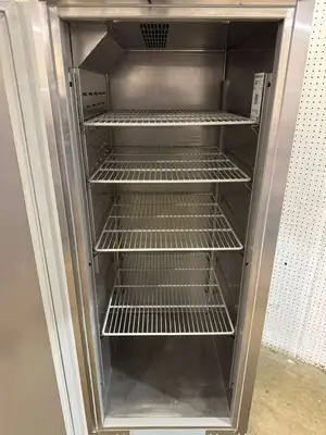 Used Hoshizaki Used 27 1/2" Hoshizaki R1A-FSL Stainless Solid Door Reach-In Refrigerator - TH1 Refrigerators Illinois US | Falcon Restaurant Supply #1374330