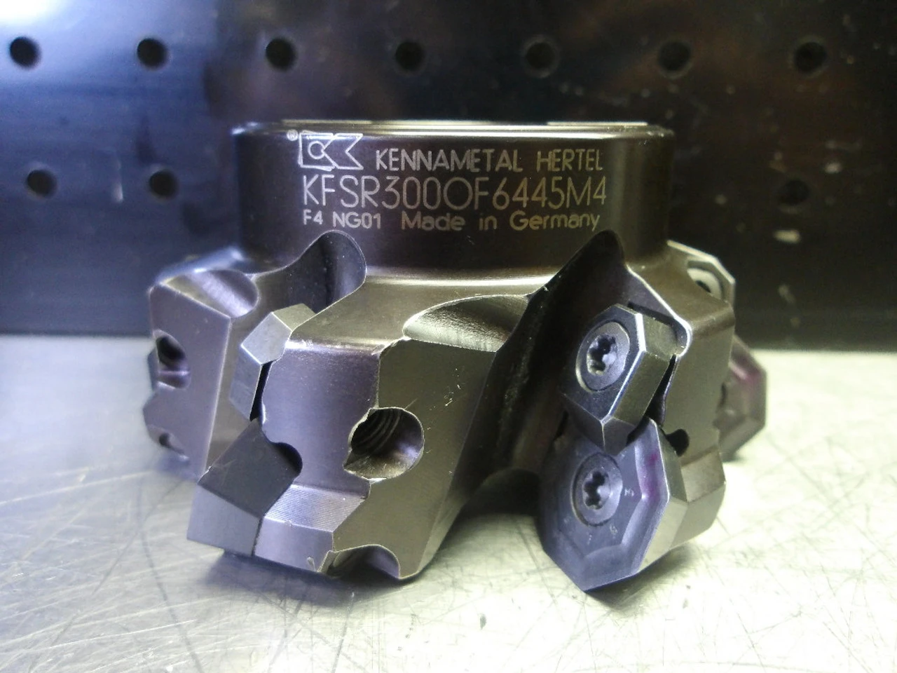Kennametal 3" Indexable Facemill 1" Arbor KFSR300OF6445M4 (LOC2476)