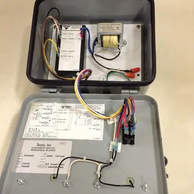 USED KELLY INDICATOR BOX587
