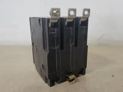 USED SQUARE D QOB320