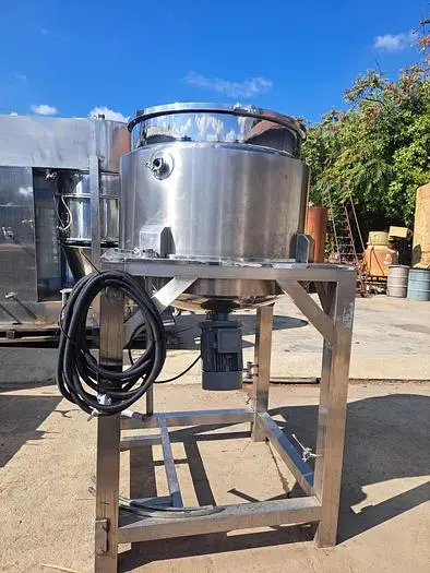 Used 2018 SIEMENS STANDARD MOTORS LTD. 1TL0001-1BB2 Stainless Steel Tanks California US | Machinery & Equipment #139051