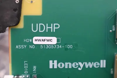 NEW IN BOX HONEYWELL 51305734-100 / 51305734100 STOCK G317