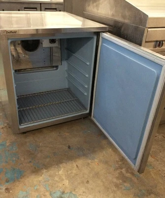 75-0025 Delfield 406 27” Single Solid Door Undercounter Cooler