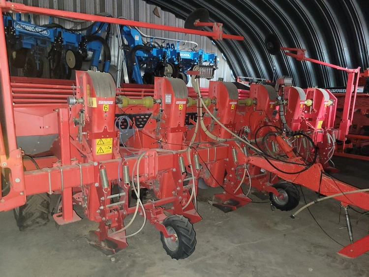 Used _UNKNOWN_ _UNKNOWN_ Planters Idaho US | Tri-Steel Manufacturing #1557057