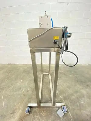 Single-Head Piston Filler