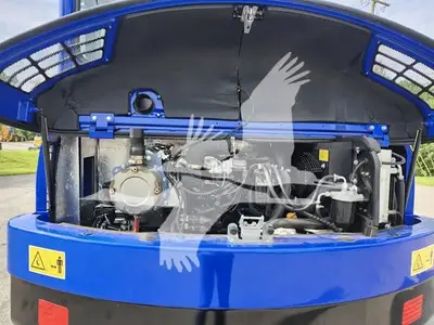 USED 2025 BLU B60