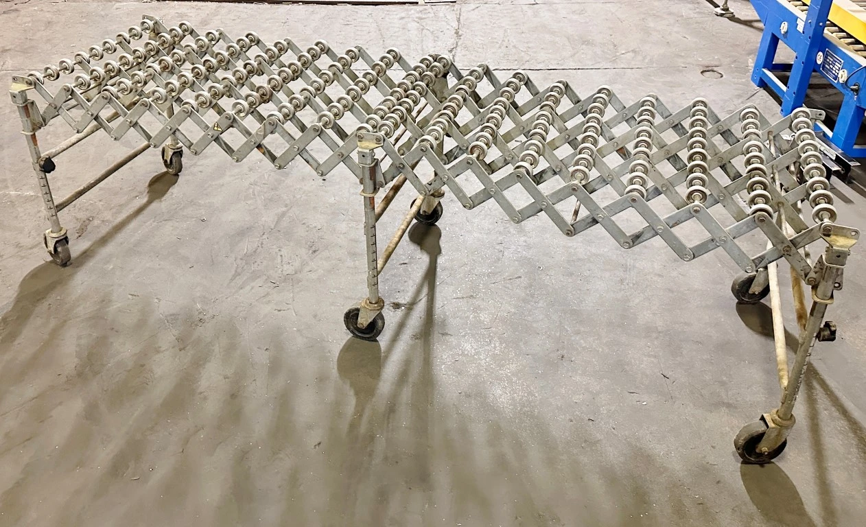 BEST 8' ACCORDIAN CONVEYOR