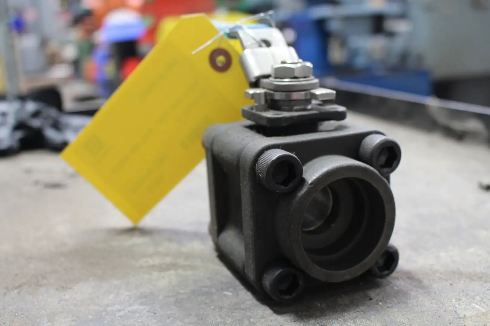 1-1/4", 2000 WOG, Ball Valve