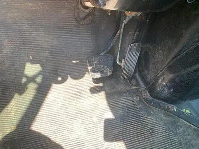 USED 2001 INTERNATIONAL 4900