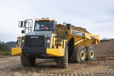 USED 2016 Komatsu HM400-5