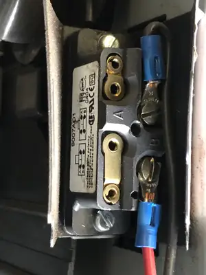 USED SQUARE D CHU364AWK