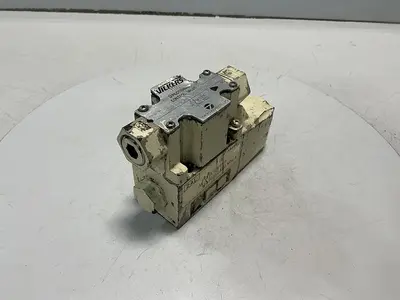 USED VICKERS DG4V-3-2AL-M-P2-T-7-50