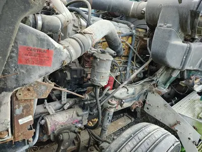Used 2000 INTERNATIONAL 9900 EAGLE Conventional trucks Ohio US | Proxy Equipment #1385245