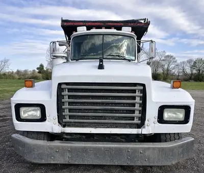 Used 2000 MACK RD688S Dump trucks Ohio US | Proxy Equipment #1388620
