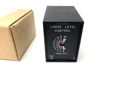 USED SSAC LITTELFUSE SINGLE-PROBE LIQUID LEVEL CONTROL 8-PIN 120VAC