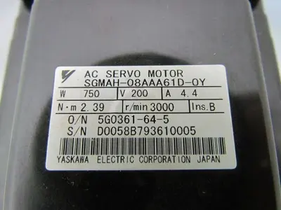 Omron BG3D6302H8 Sigma II AC Servo Motor w/13 Bit Incremental Encoder 230 Volt
