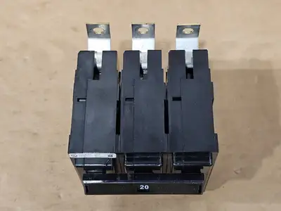 Used EATON BAB3020H Switchgears British Columbia CA | Lenmark #1438509