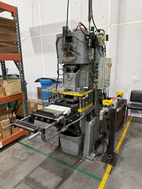 Used CLEARING _UNKNOWN_ O.B.I. Presses Ohio US | Yoder Brothers machinery #1470452