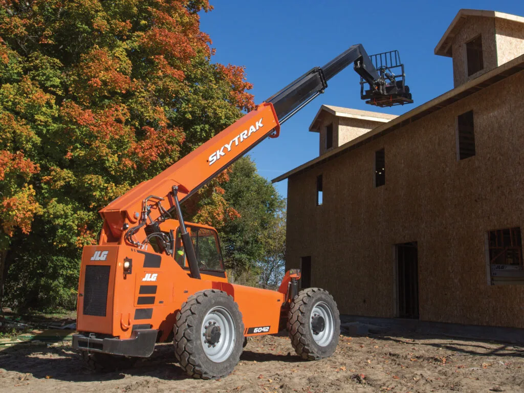 USED 2014 JLG 6042