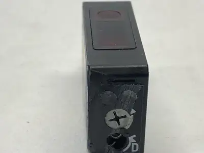 USED SICK PHOTOELECTRIC PROXIMITY SENSOR 10-30VDC 6033225