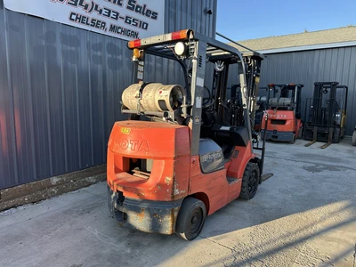 Used TOYOTA 7FGCU25 Misc Forklifts Michigan US | KD Equipment Sales #1557880