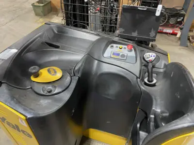 Used 2018 YALE NDR030 Reach Trucks Pennsylvania US | National Lift Equipment #1382206