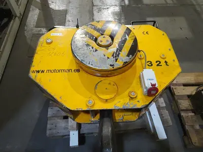 USED DEMAN 33 TON X 27 560 MM