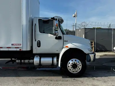 Used 2020 INTERNATIONAL MV607 Box trucks Florida US | Truck and Van Outlet #1509202