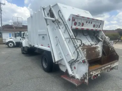Used 2004 GMC C7500 Garbage trucks North Carolina US | Levan Equipment #1546341