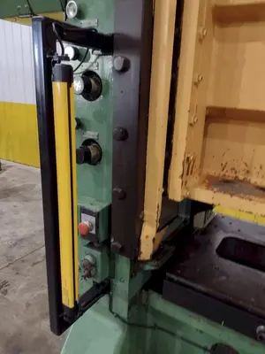 USED L&J EM275-42-24