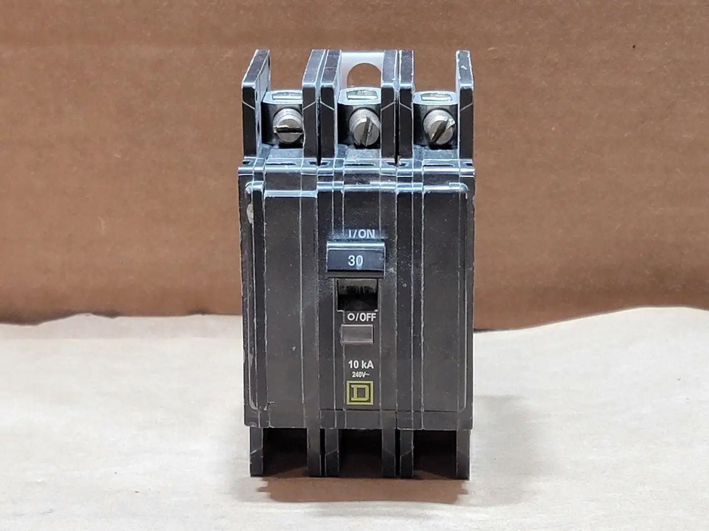 USED SQUARE D QOU330