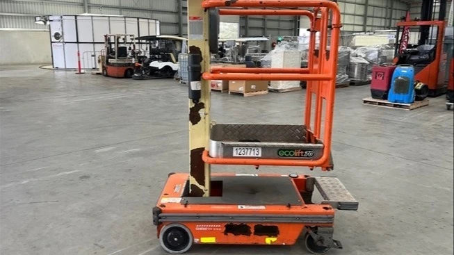 USED 2015 JLG EcoLift 70
