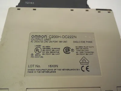 USED OMRON C200H-OC222N OUTPUT UNIT C200HOC222N
