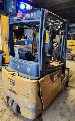 USED 2015 CATERPILLAR 2ET4000