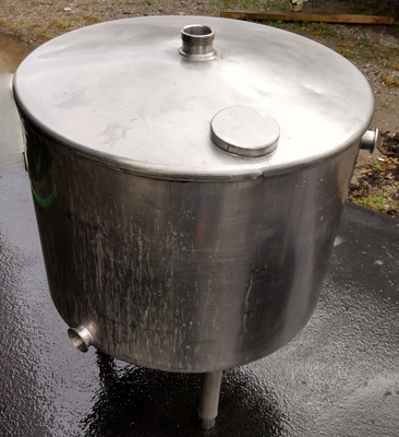 40 GALLON STAINLESS STEEL SINGLE SHELL TANK