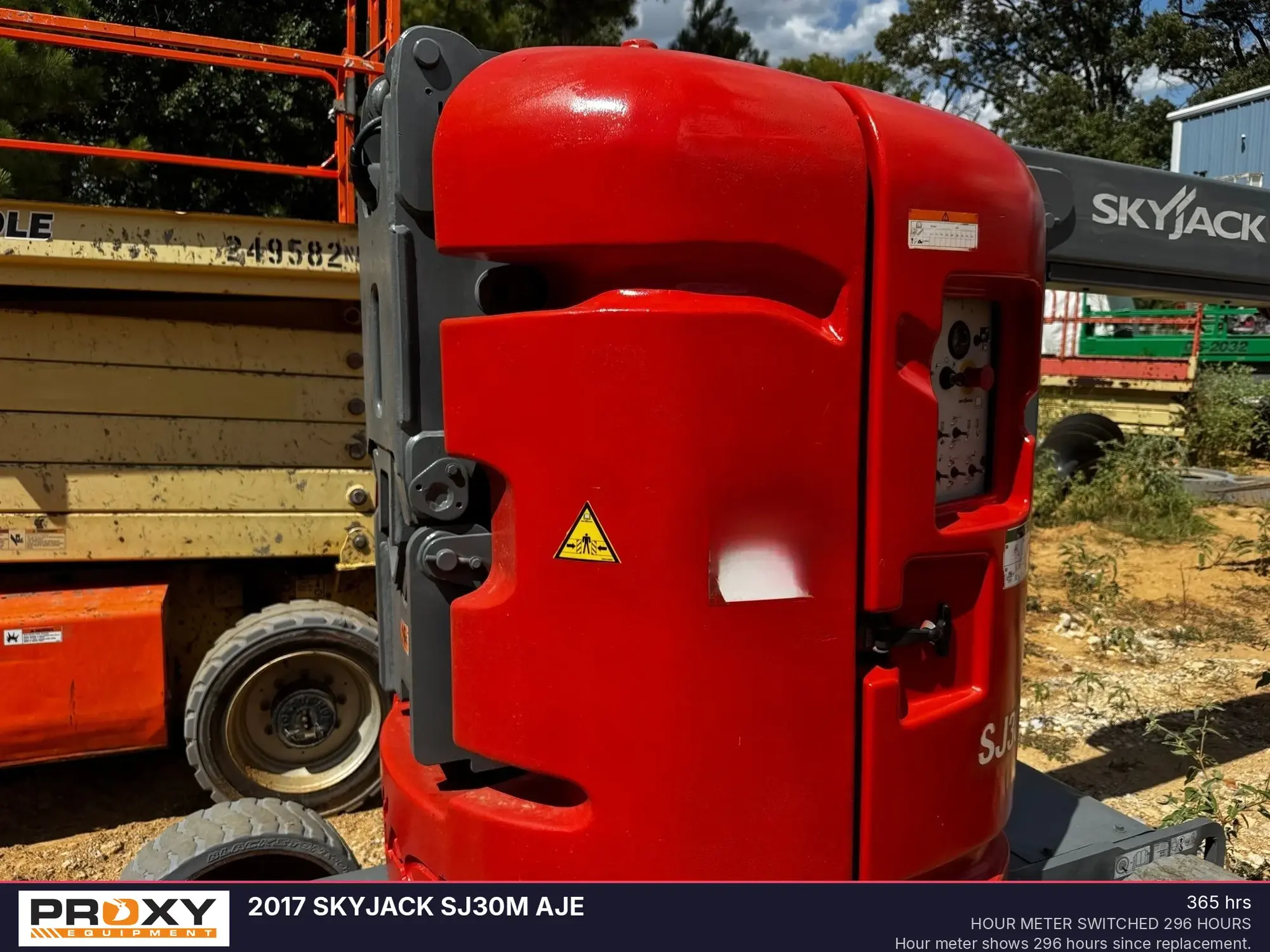 Used 2017 SKYJACK SJ30M AJE Scissor Lifters Texas US | Proxy Equipment #1388992