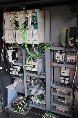 2004 MAZAK VCN-410B CNC Milling | MD Equipment Services LLC (17)