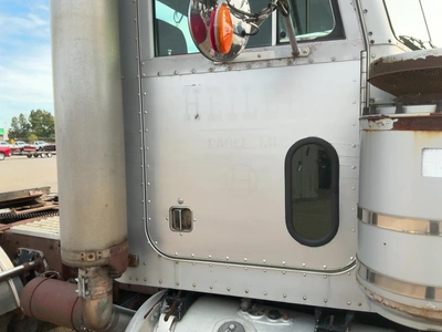 Used 1996 PETERBILT 379 Conventional trucks Michigan US | Miedema Asset Management Group #1568334