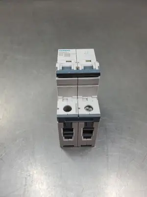 USED Siemens 5SY4230-7 MCB C30 Circuit Breaker, 400V, 2 Pole