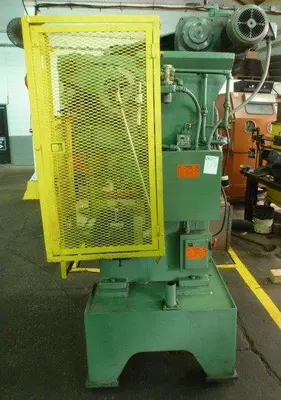 USED 1972 PERKINS 22-S
