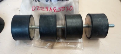 LOT OF 4 VIBRATION MOUNT B- TYPE B- HARDNESS  50X40 M10  TAP 0228B10J040