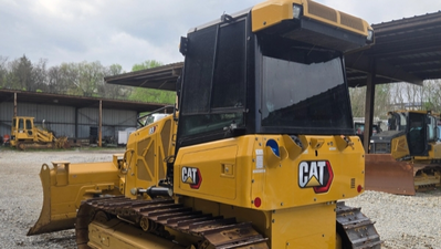 USED 2023 Caterpillar D3